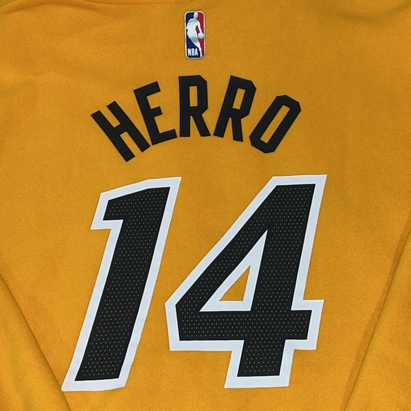 Nike Miami Heat Tyler Herro hoodie - Picture 9 of 10